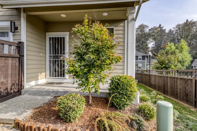 Building Photo - 2503 Filbert Ave