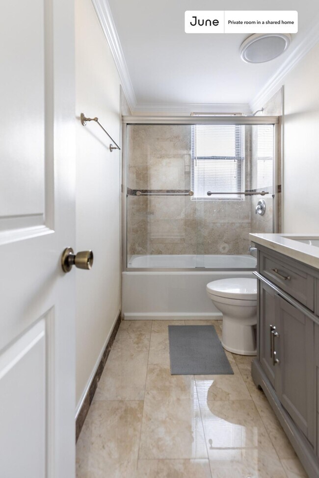 Building Photo - Room in Shared 4 bed/2 bath home