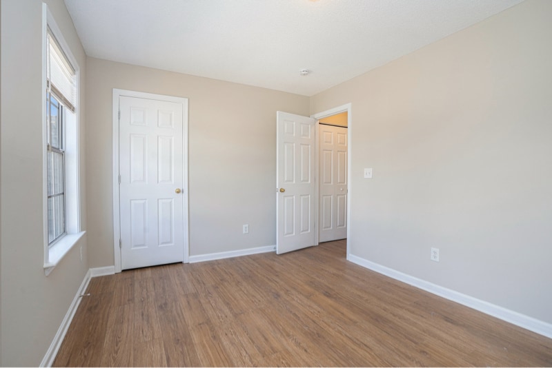 Building Photo - 2894 Regent Walk Dr