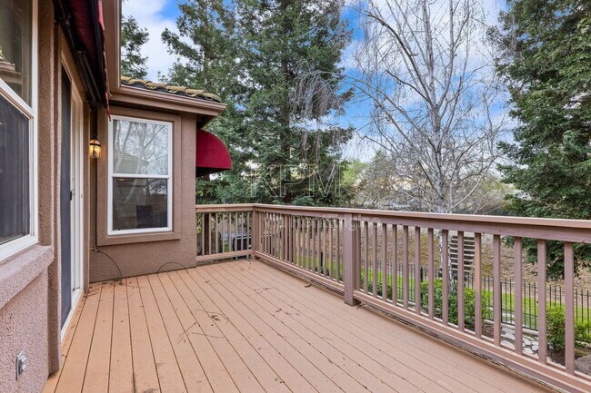 Building Photo - 5956 St Andrews Dr