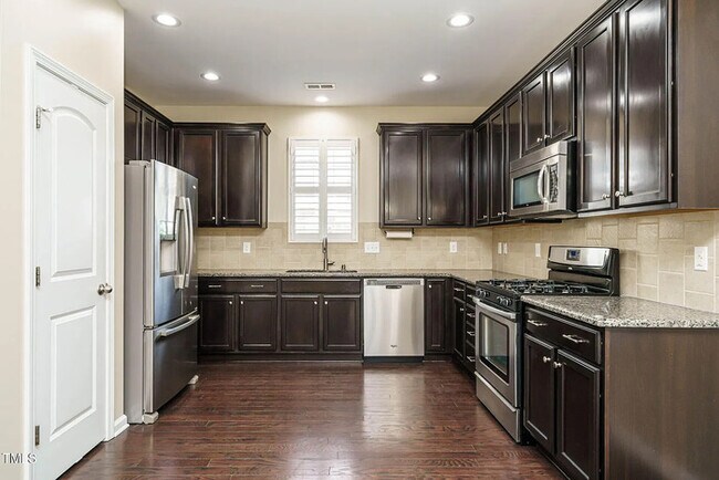 Building Photo - Build Equity While Leasing - Lease and Own from Day One!