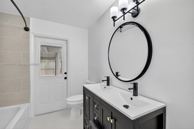 Building Photo - 9721 Majestic Way