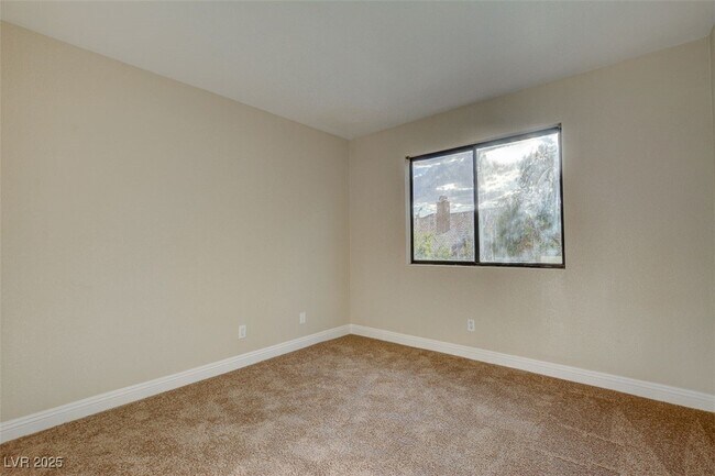 Building Photo - 9540 Sunken Reef Cir