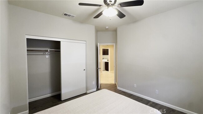 Building Photo - 25136 High Plains Ct