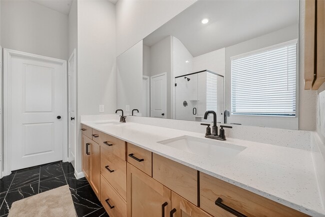 Building Photo - 27306 Ky Cv Ct