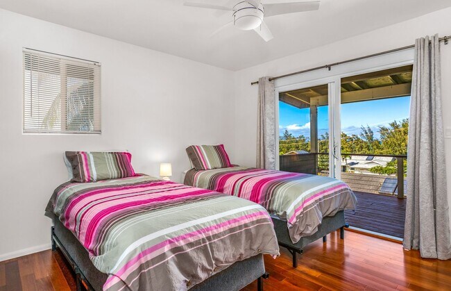Building Photo - Beautifully Appointed Fully Furnished 4 bedroom/3 bathroom Kuau BayView House w/ Ocean views