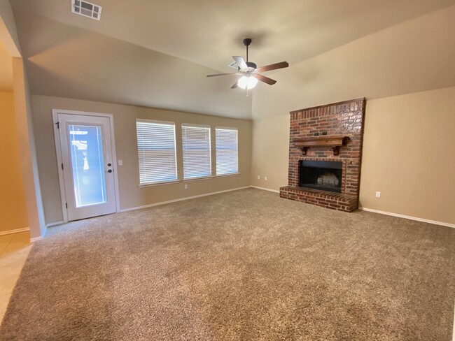 Building Photo - 812 Liberty Mesa Ct