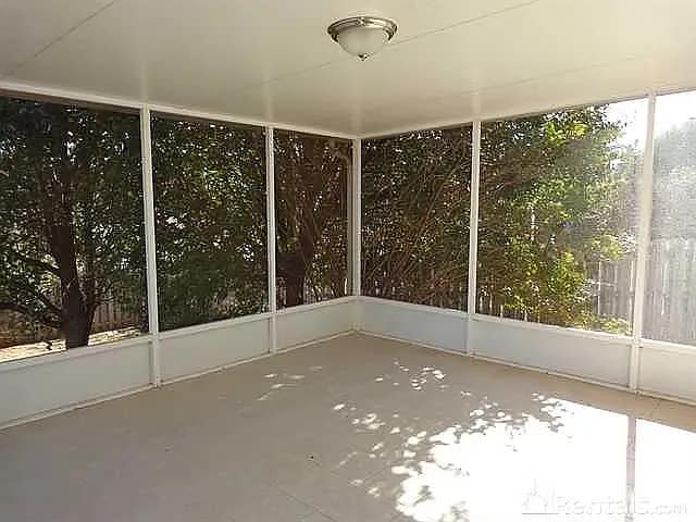 Building Photo - 4705 Bantry Rd