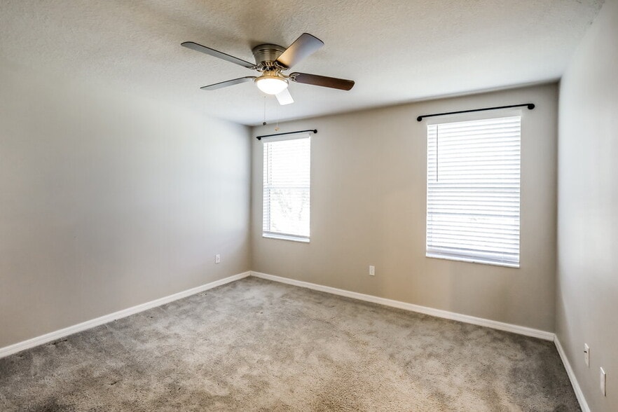 Building Photo - 3565 San Bernardino Way