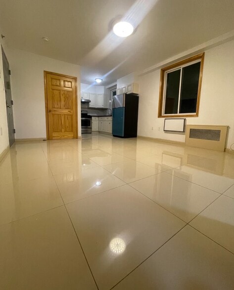 Building Photo - 6426 Queens Blvd