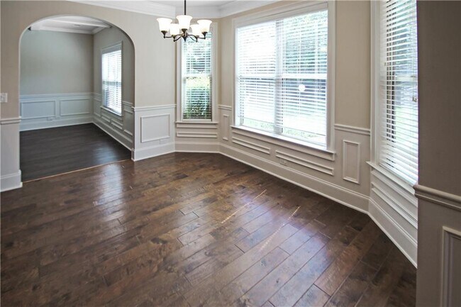 Building Photo - 1307 Clarecastle Ln