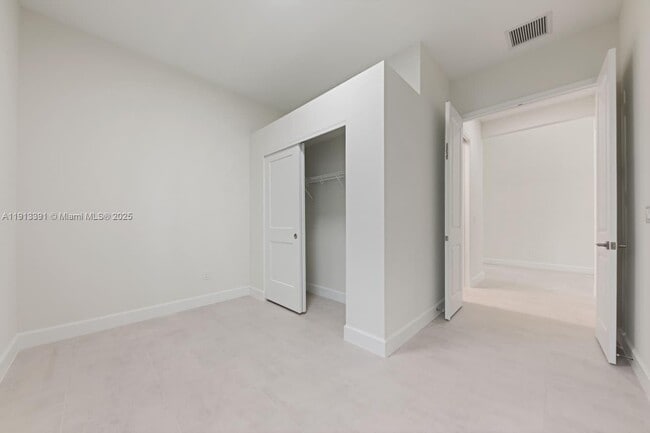 Building Photo - 5786 Aleppo Pne Pl