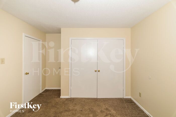 Building Photo - 4100 Hampton Manor Cove