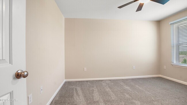 Building Photo - 7115 Shimano Way