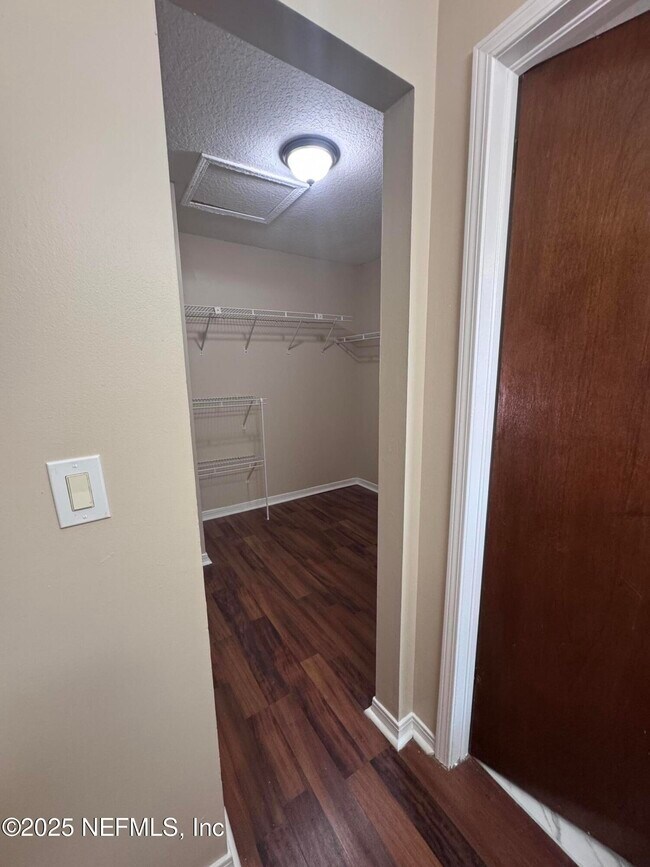 Building Photo - 8179 Crosswind Rd