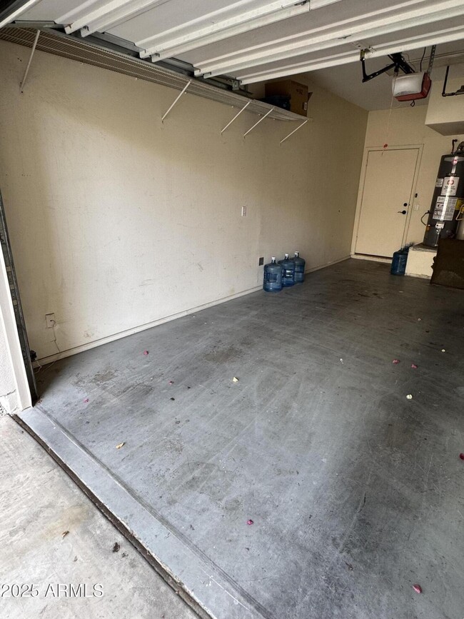 Building Photo - 7580 E Earll Dr