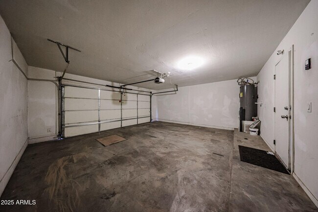 Building Photo - 5744 S 21st Pl