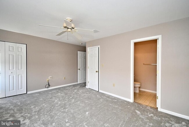 Building Photo - 1055 Balley Dr
