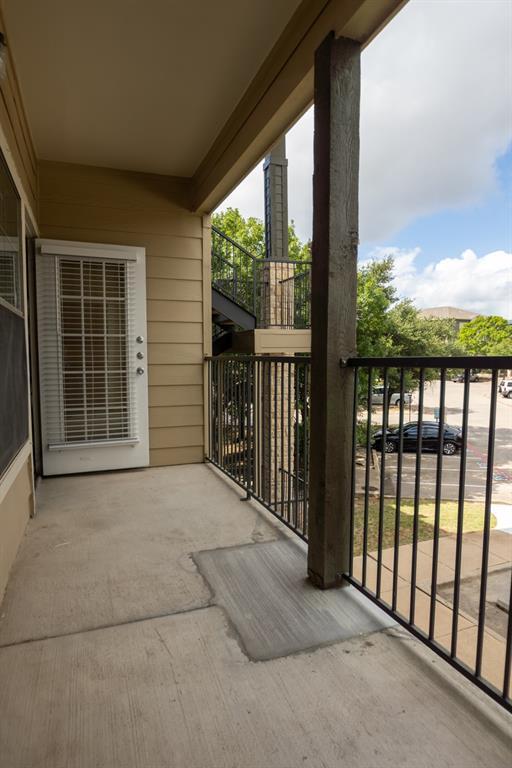 Building Photo - 2320 Gracy Farms Ln