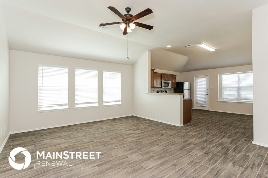 Building Photo - 6356 Stone Lake Ct