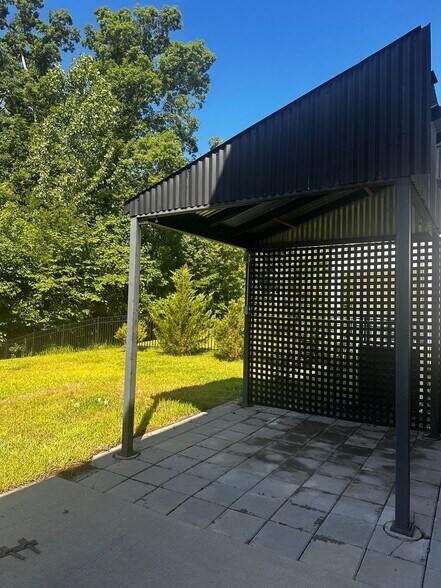 Building Photo - 3851 Longmore Ln