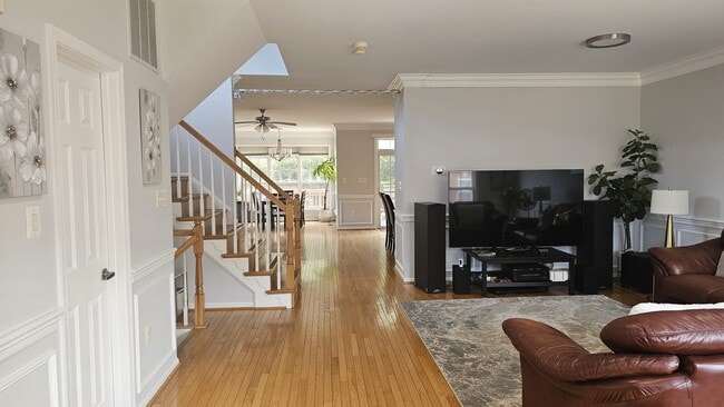 Building Photo - 7334 Hampton Manor Pl