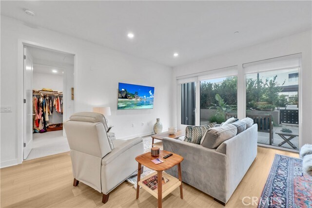 Building Photo - 4202 Rivington