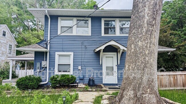 Building Photo - 7301 Summit St