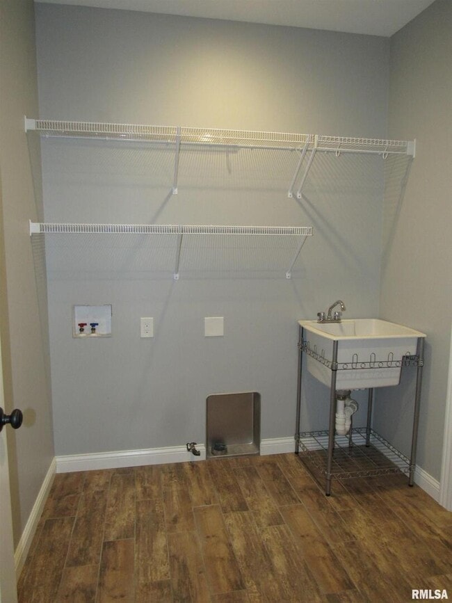 Building Photo - 1659 Celtic Ct