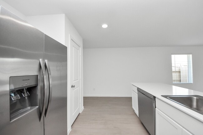 Building Photo - 1031 Garnet Rain Dr