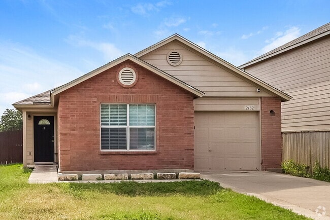 Building Photo - 2402 Sunview Lake