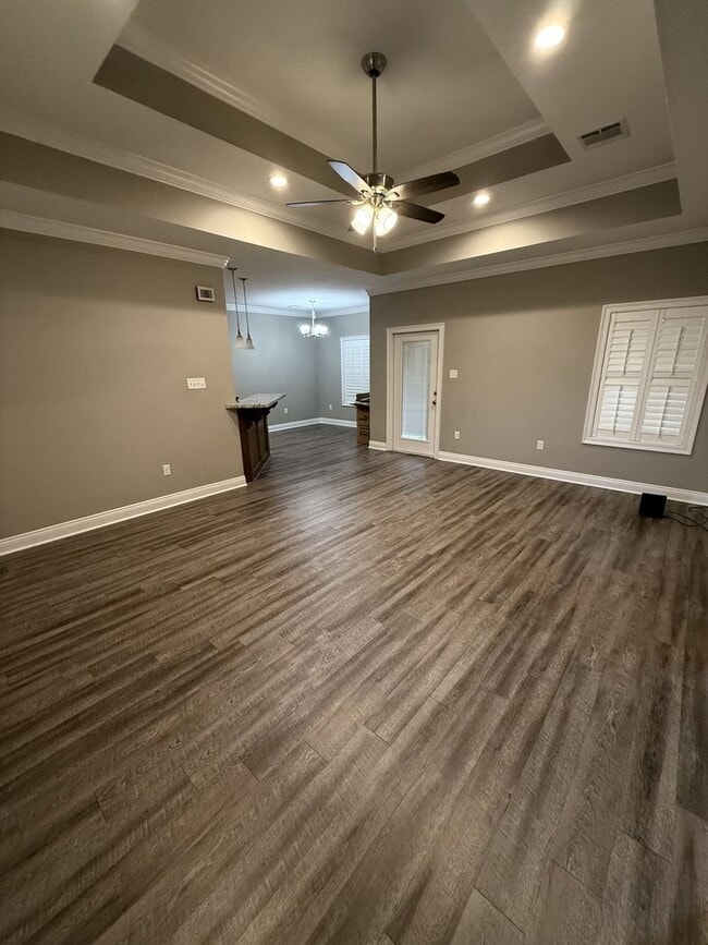 Building Photo - Spacious 3-Bedroom Home with Large Fenced Yard in Lake Charles