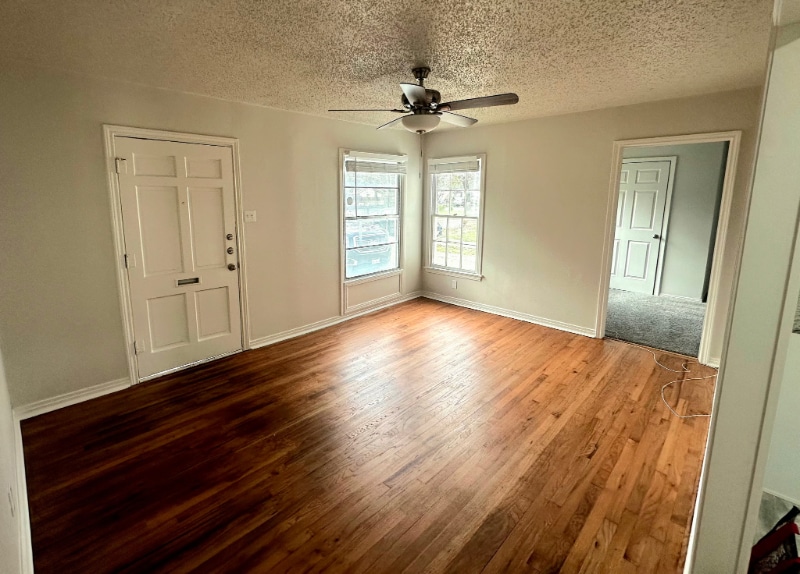 Building Photo - 8241 Norvell Dr