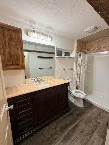 Building Photo - 6980 CA-16