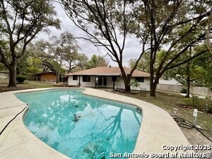 Building Photo - 814 Finale Ct