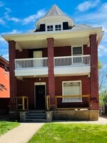 Front - 521 Benton Blvd