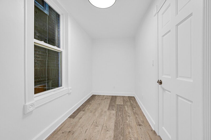 Building Photo - 3127 Sedgwick Ave
