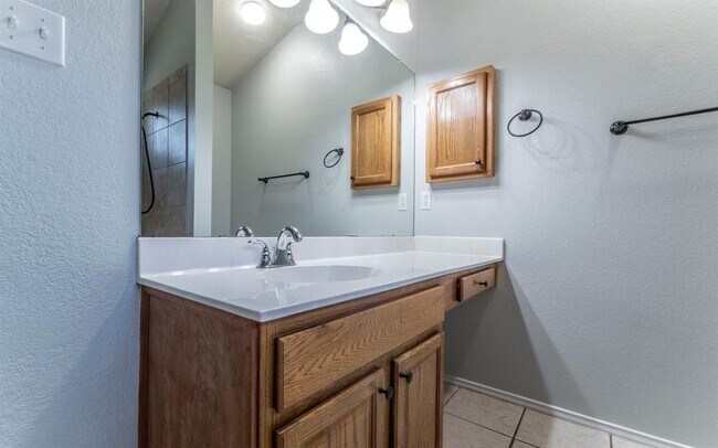 Building Photo - 3224 Arroyo Bluff Ln