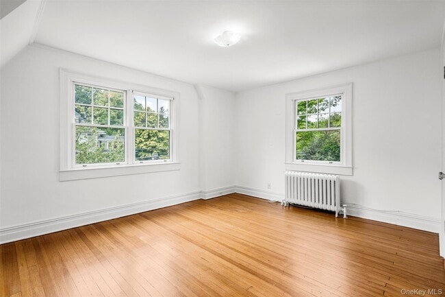 Building Photo - 21 Forest Park Ave