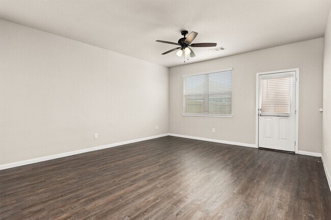 Building Photo - 3591 Cannon Dr