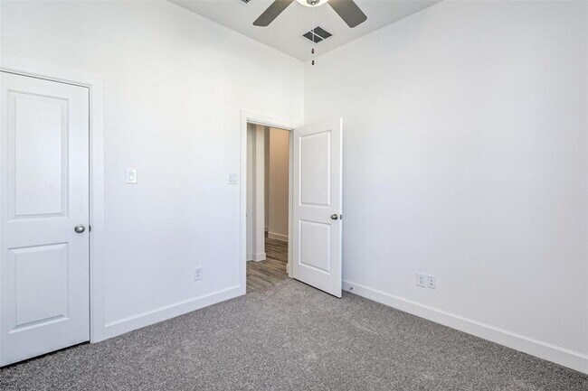 Building Photo - 9426 Mont Ellie Ln