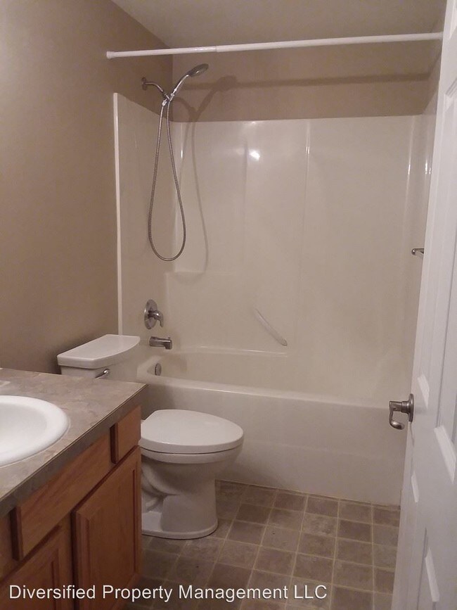 Building Photo - 4 br, 2 bath House - 709 Whirlwind Dr NE