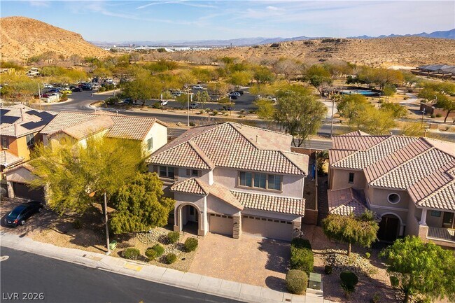 Building Photo - 9632 Staff Ln