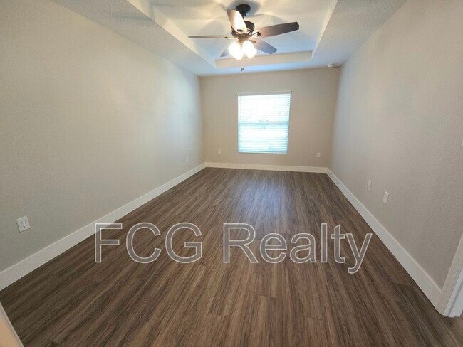 Building Photo - 7771 N Keystone Dr