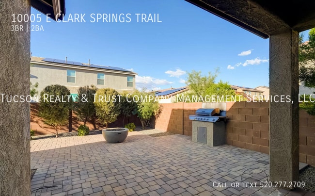 Building Photo - 10005 E Clark Springs Trail