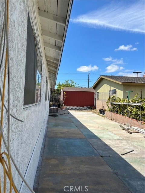 Building Photo - 22731 Kinard Ave