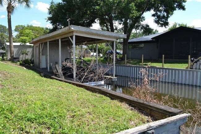 Building Photo - 26 SE Ocale Way