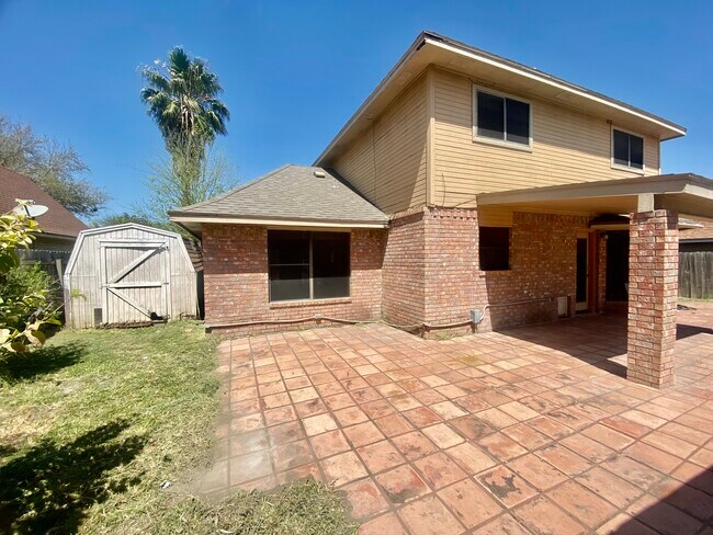 Building Photo - 1945 Zenaida Ave