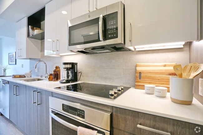 Open 1BR, 1BA - 550 SF - Uptown at Kirkland Urban