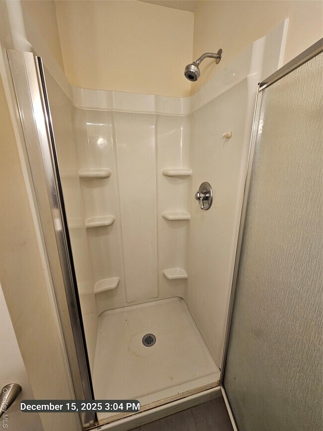 Building Photo - 1 Beech Dr